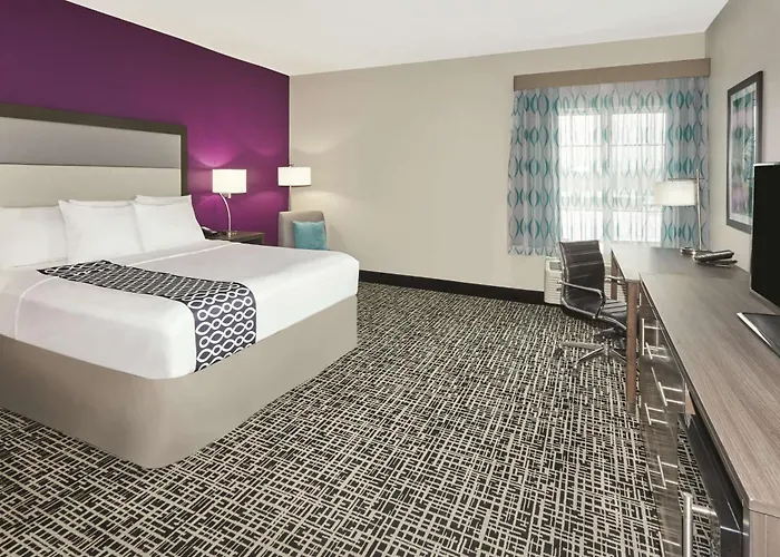 La Quinta By Wyndham Il Hotel Springfield